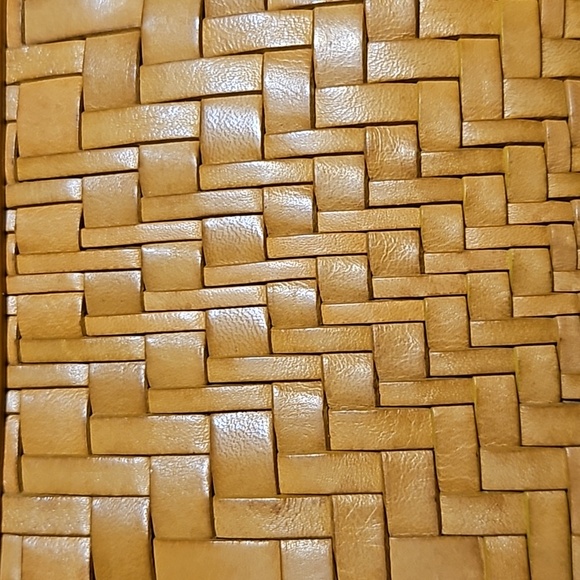 (Sold)Authentic Cole Haan leather woven  hotdog bag - Picture 11 of 11